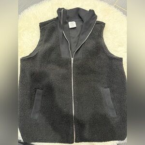 Sage Collective Black Sherpa Vest